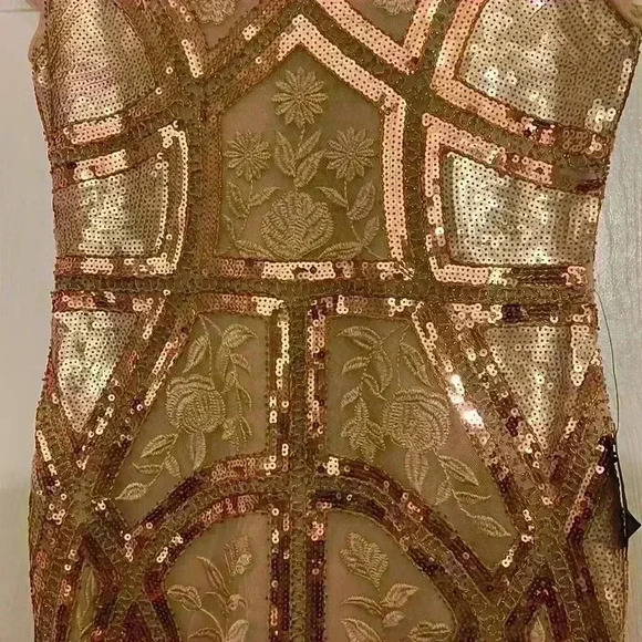 Lulu’s bronze and cream cap sleeve dress - Picture 3 of 7